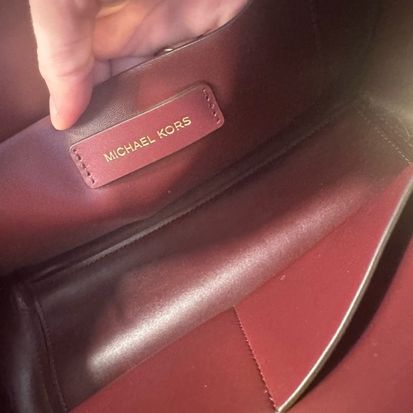 Michael Kors Benning Two-Tone Maroon and Pink Satchel Crossbody Bag NWOT - Picture 11 of 12